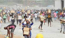 Hardship: Hoodlums loot truckload of spaghetti in Zaria image