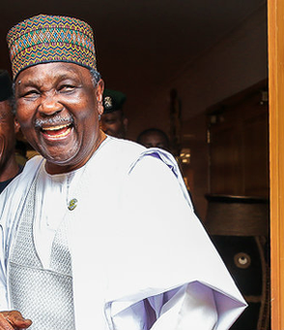 Yakubu Gowon leads prayer rally in Umuahia to herald otti's take-over image