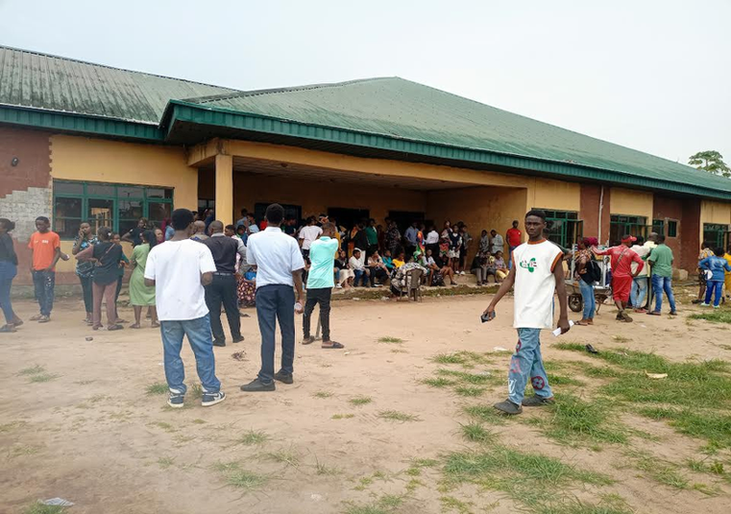 JAMB candidates, parents stranded as network failure delays exam image